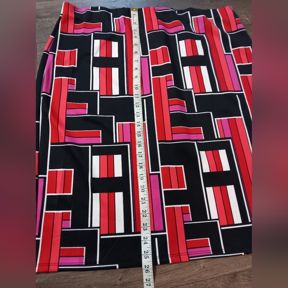 NYCC Pencil Skirt XL - Picture 3 of 7